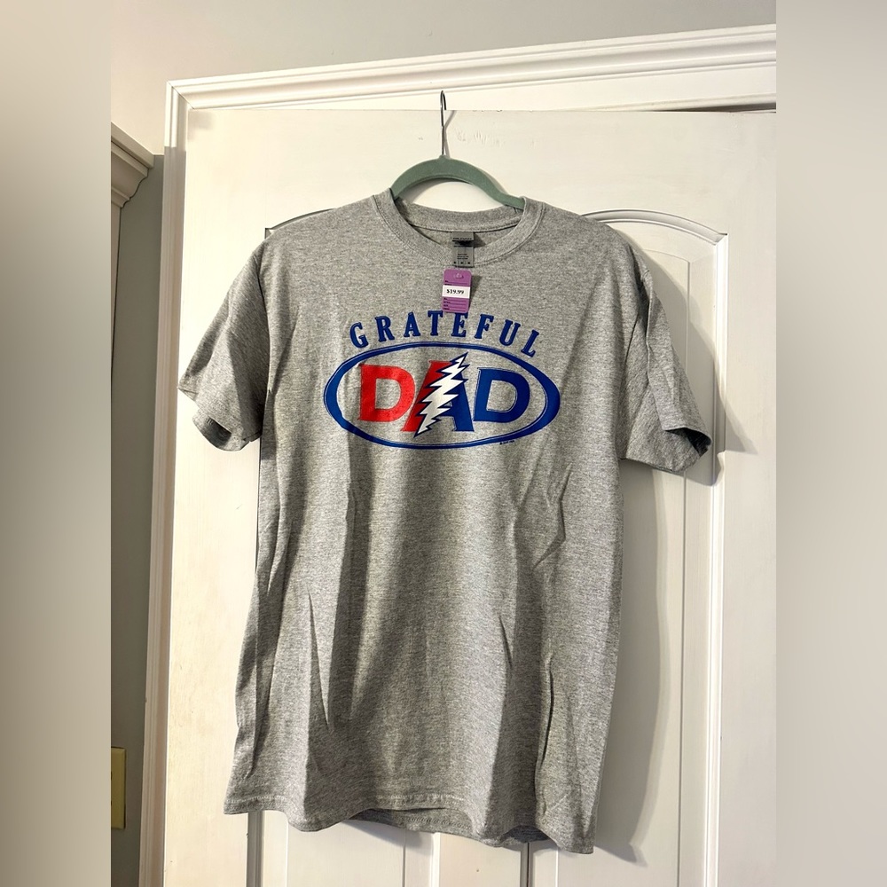 NWT Grateful Dead/ Dad Medium Grey T-Shirt
